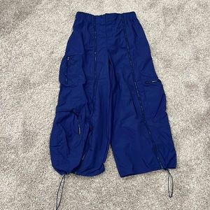 urban outfitter parachute pants